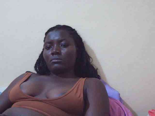 Shesprettya webcam