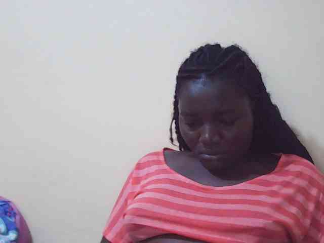Shesprettya webcam