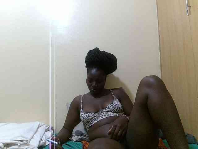 Shesprettya webcam