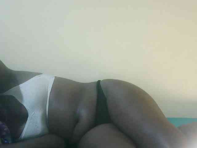 Shesprettya webcam