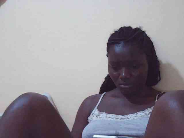 Shesprettya webcam