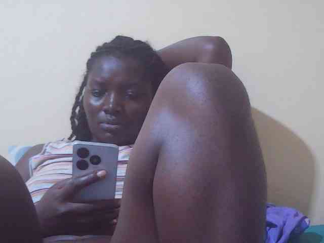 Shesprettya webcam
