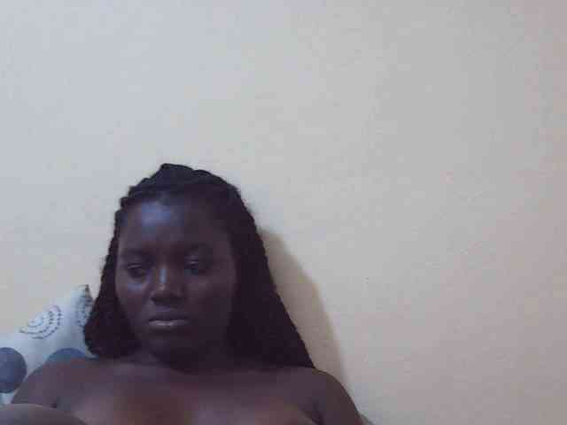 Shesprettya webcam
