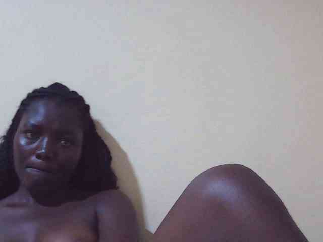 Shesprettya webcam