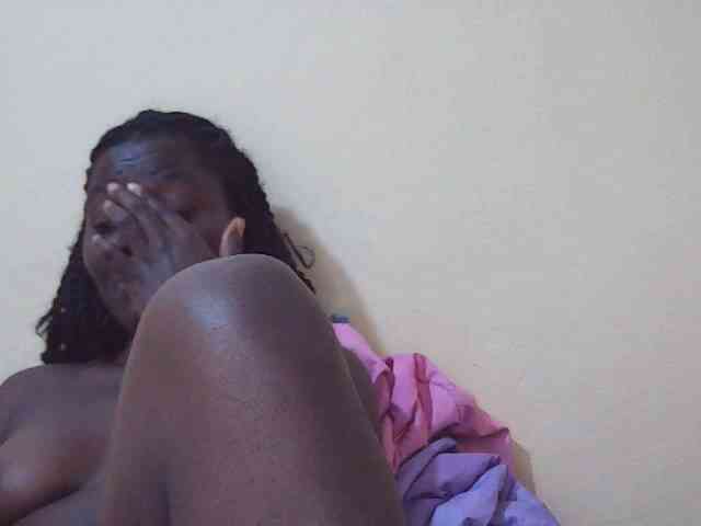 Shesprettya webcam