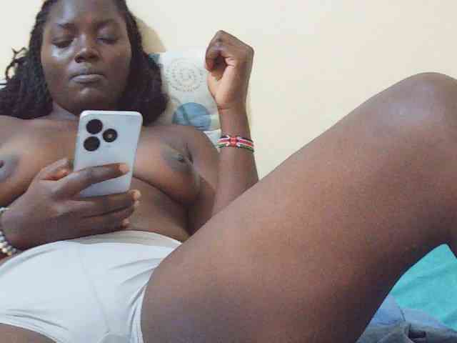 Shesprettya webcam