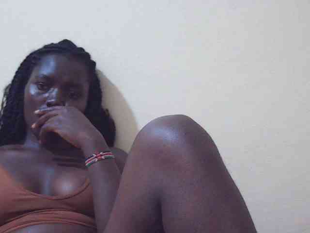 Shesprettya webcam