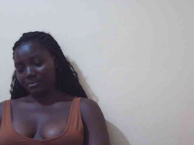 Shesprettya webcam