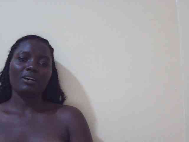 Shesprettya webcam