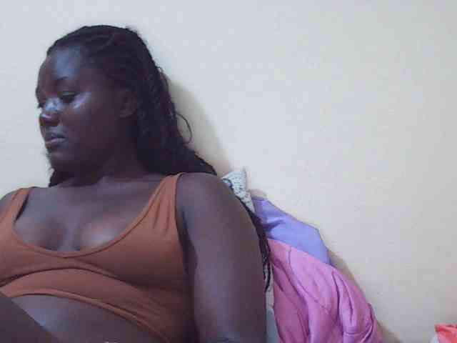 Shesprettya webcam