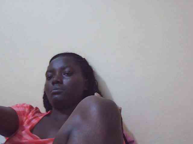 Shesprettya webcam