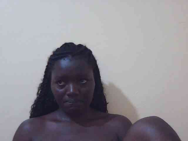 Shesprettya webcam
