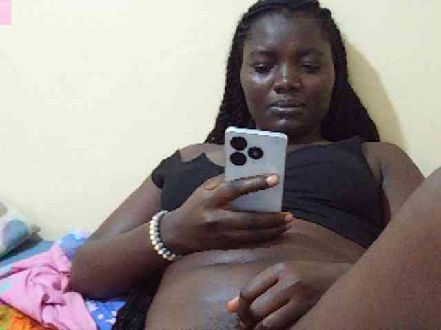 Shesprettya webcam