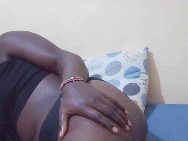 Shesprettya webcam