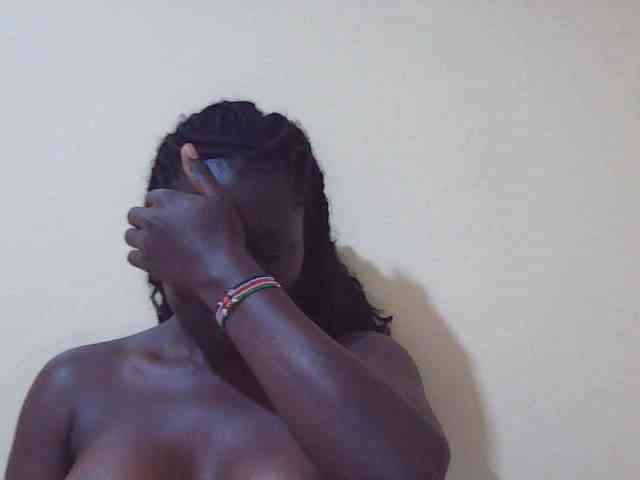 Shesprettya webcam