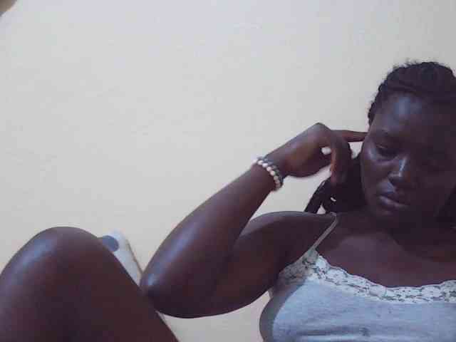 Shesprettya webcam