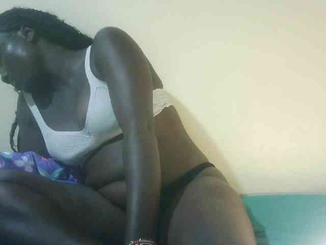 Shesprettya webcam