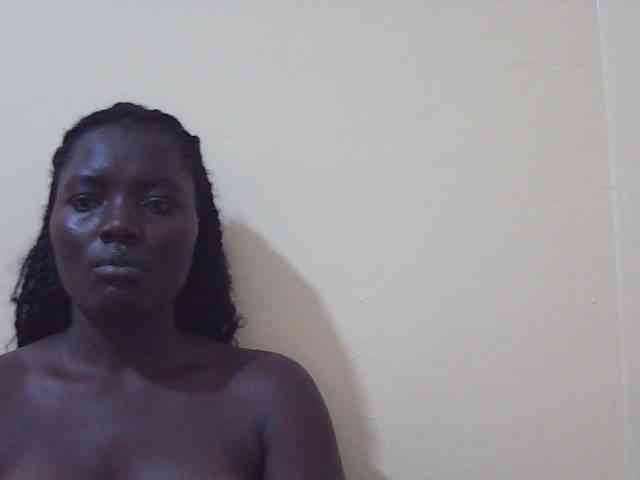Shesprettya webcam