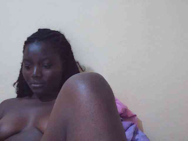 Shesprettya webcam