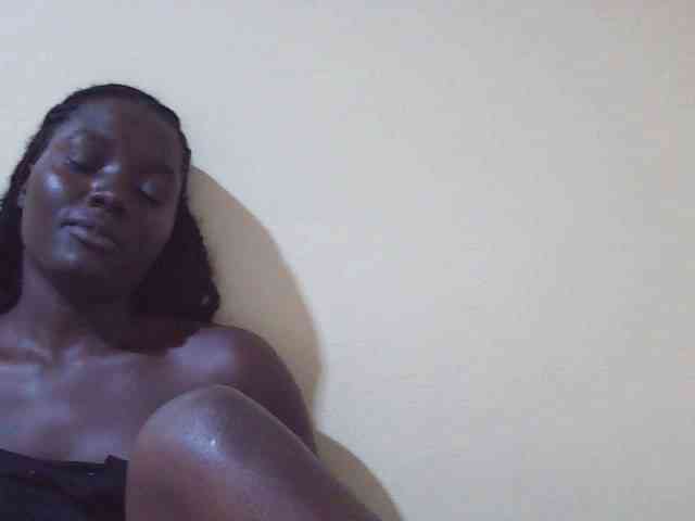 Model: Shesprettya