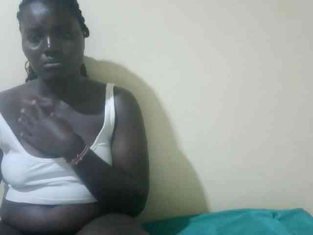 Shesprettya webcam