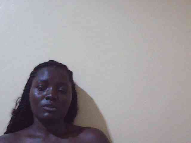 Shesprettya webcam