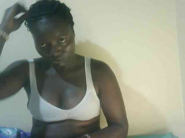 Shesprettya webcam