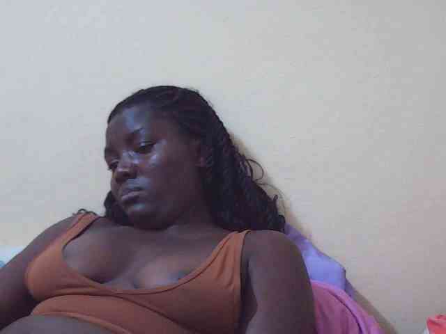 Shesprettya webcam