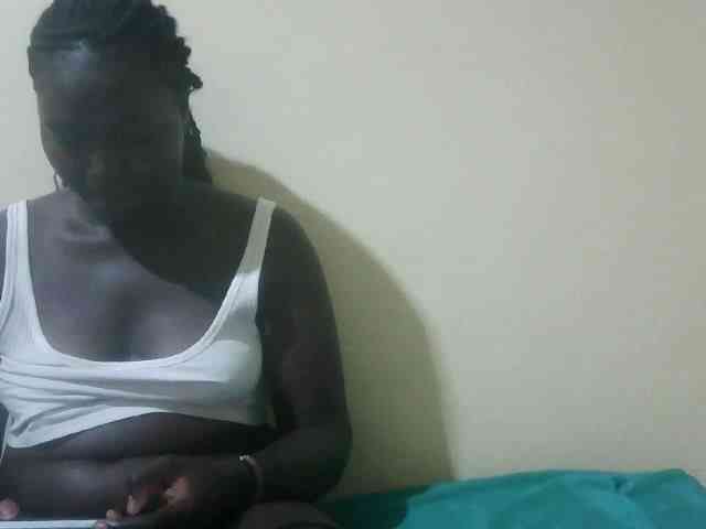 Shesprettya webcam