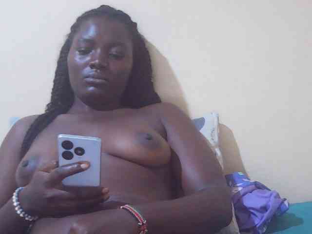 Shesprettya webcam