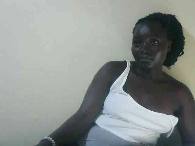 Shesprettya webcam