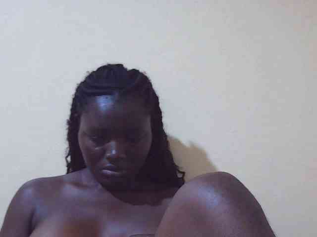 Shesprettya webcam