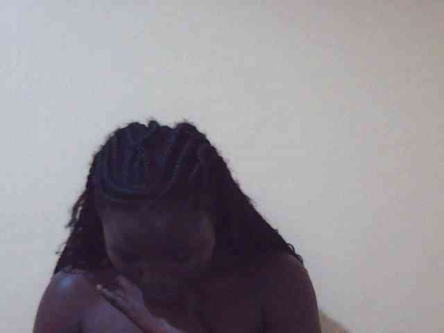 Shesprettya webcam