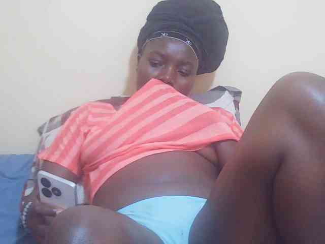 Shesprettya webcam