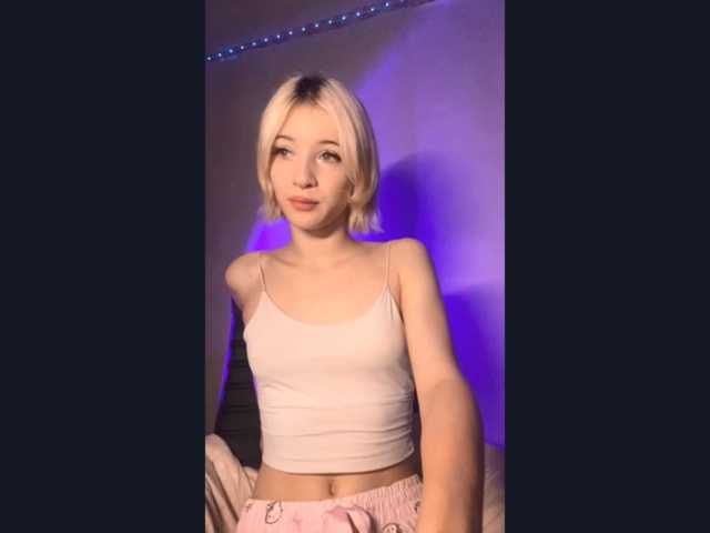 leylawinka, live now on BongaCams