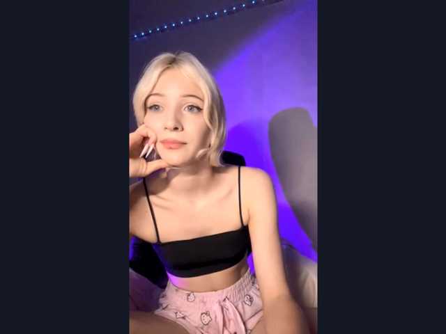 leylawinka live cam on BongaCams