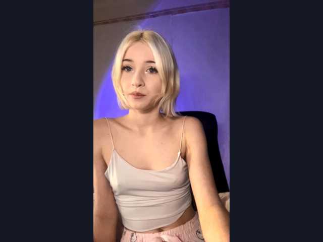 leylawinka live cam on BongaCams