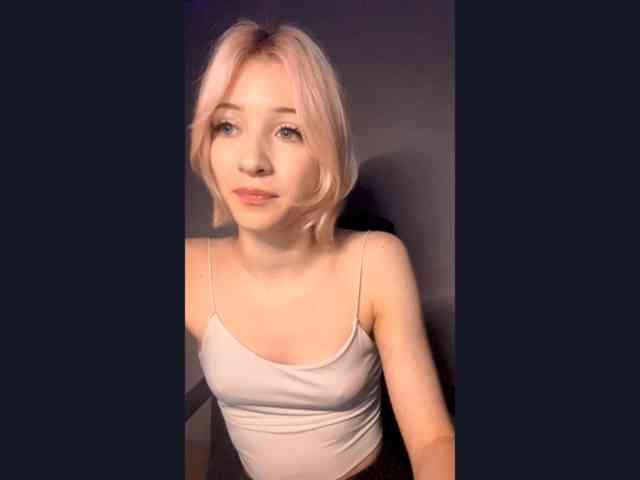 Модель: leylawinka