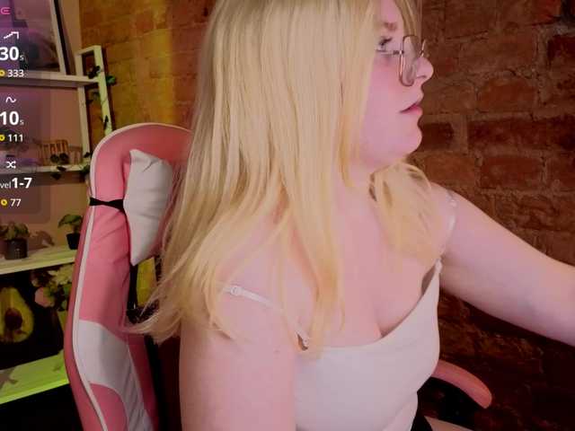StellaVanilla live cam on BongaCams