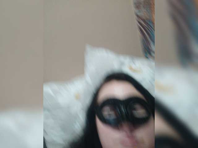 -uuuuu- live cam on BongaCams