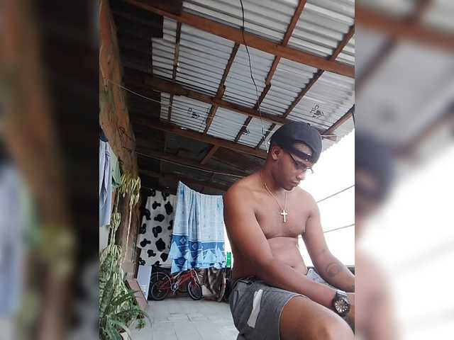 Marcoandluna live cam on BongaCams