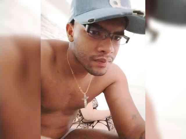 Marcoandluna webcam
