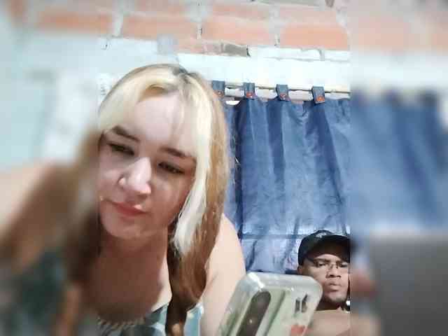Marcoandluna webcam