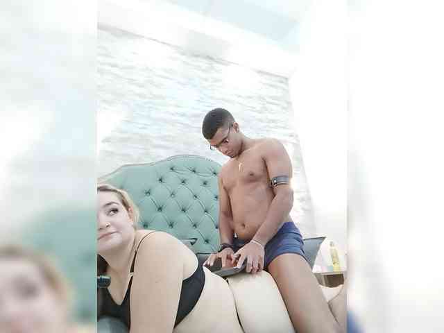 Marcoandluna webcam