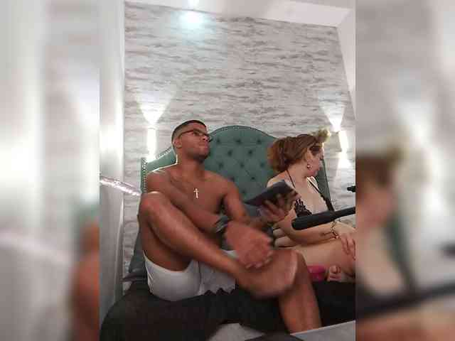 Modelo: Marcoandluna