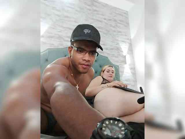 Marcoandluna webcam