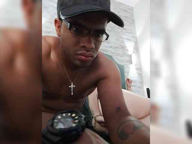 Marcoandluna webcam