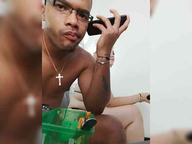 Marcoandluna webcam