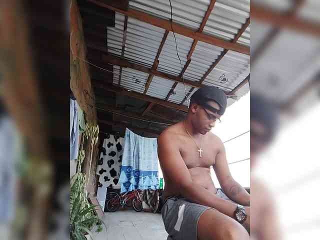 Marcoandluna webcam