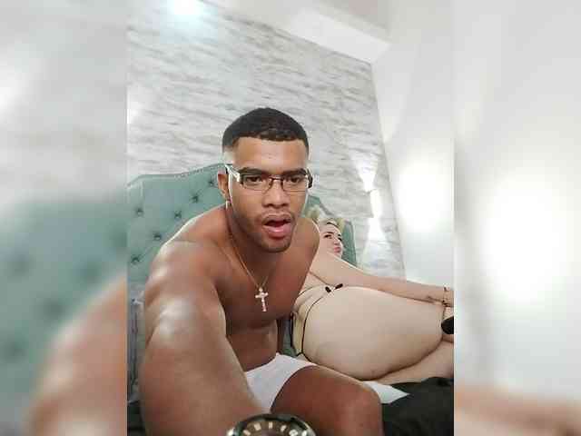 Marcoandluna webcam